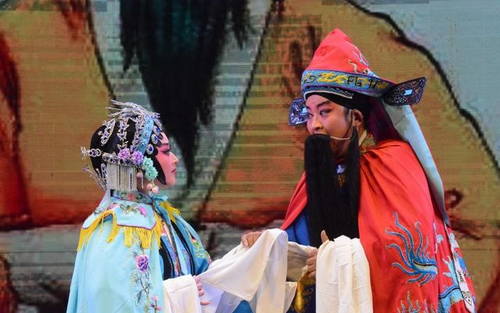 The opera performance mainly centers on the characters.