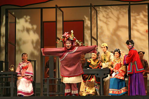 The newly adapted version of “Bangzi Girl” was presented to the audience in the form of a stage play.