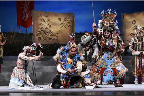 The newly adapted Bangzi Opera “Questions for the Heaven”combines the eastern and western features.