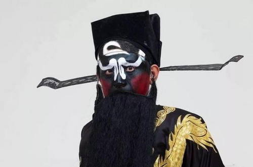 black facial makeup:The image of Bao Gong in opera.